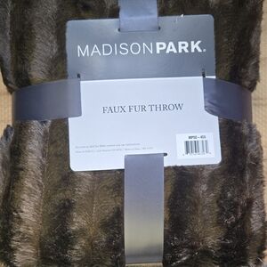Madison Park Chocolate Faux Fur Throw 50" X 60"